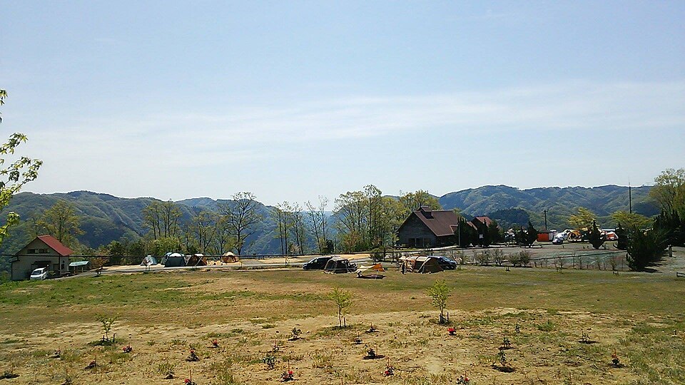 キャンプサイトのサイト風景